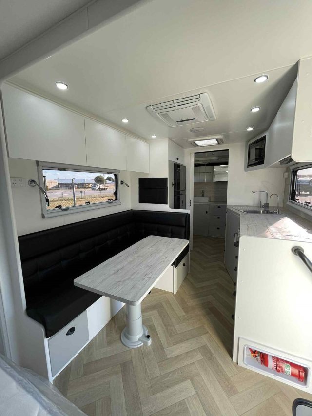 Pro RV Kookaburra 21'6 BUSH PACK - Image 8