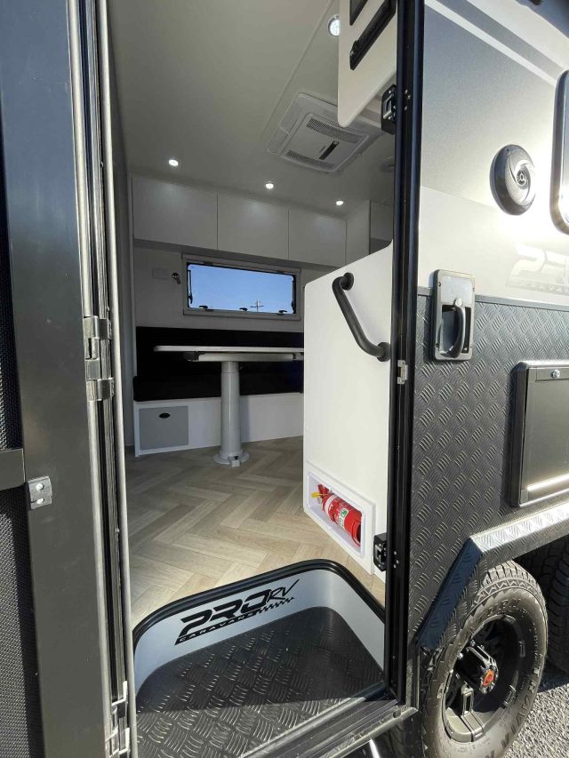 Pro RV Kookaburra 21'6 BUSH PACK - Image 3